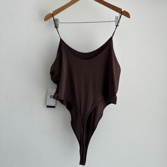 Nike Bodysuit Top Womens XXL Brown Cami High Leg Chill Knit Minimalist Sporty - Picture 5 of 8